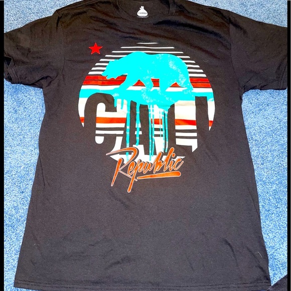 CALI Republic T-shirt - Picture 1 of 3